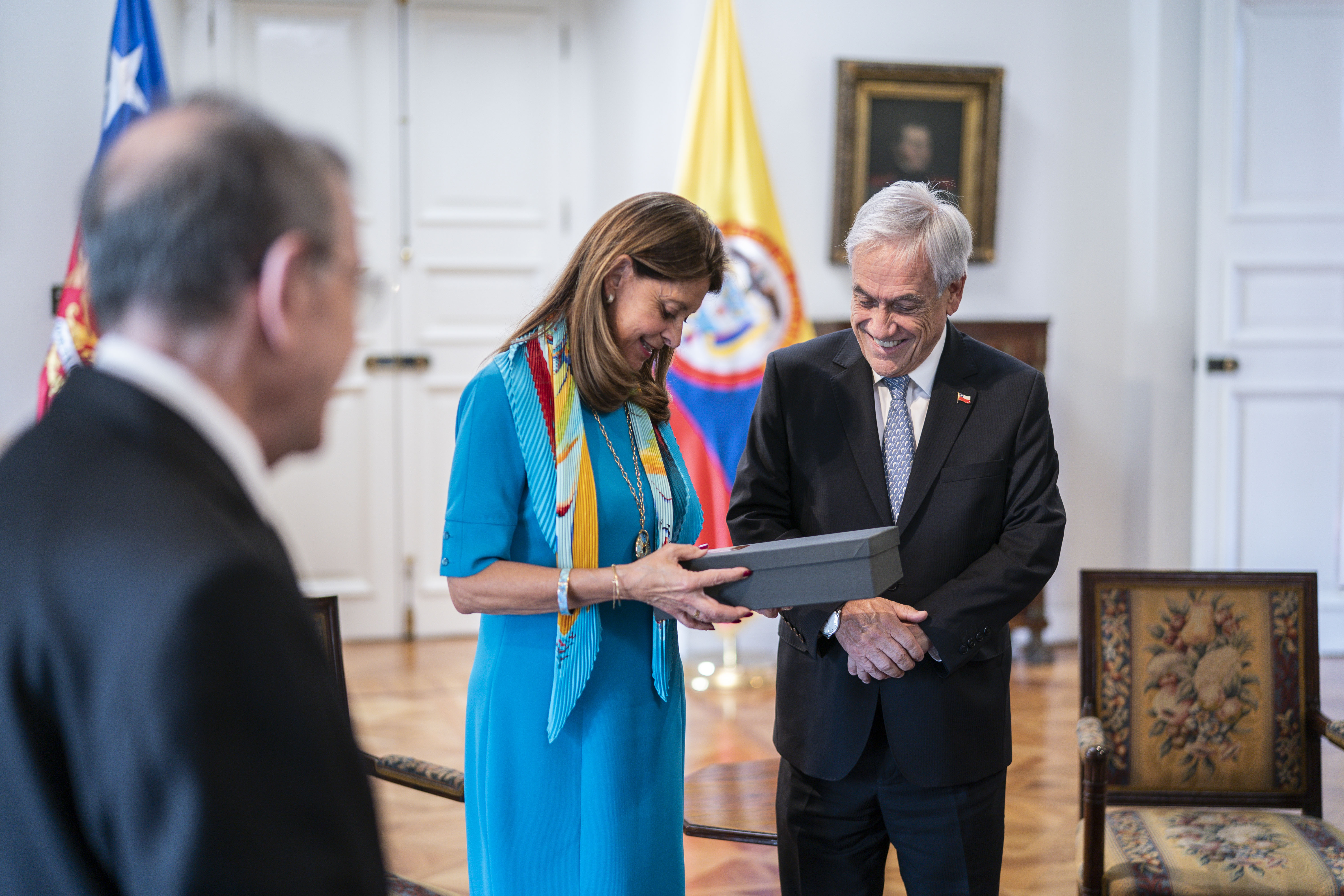 Presidente Piñera recibe en audiencia a la Vicepresidente de Colombia