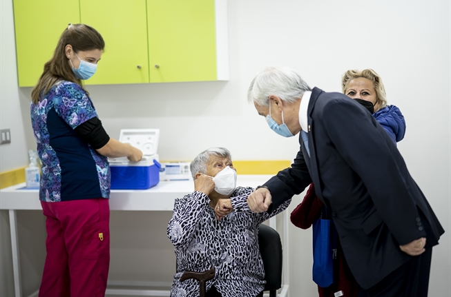 Presidente Pinera Da Inicio A La Campana Masiva De Vacunacion Contra La Influenza Queremos Vacunar A Toda Nuestra Poblacion Objetivo Antes Que Comience El Invierno Prensa Presidencia